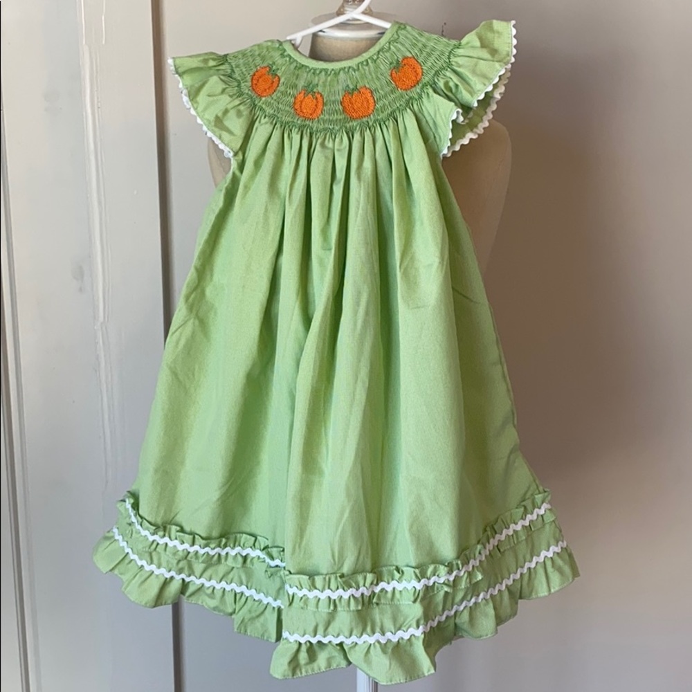 NWOT smocked pumpkin dress